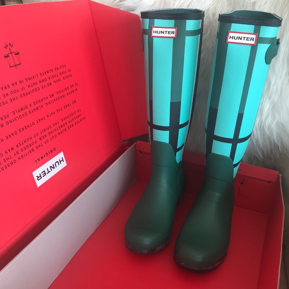 Hunter Original Tall Rain Boots Plaid BNIB Size 8
